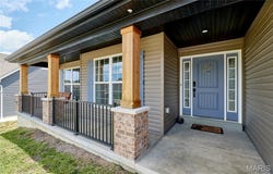 323 Laredo Lane, Moscow Mills, MO 63362