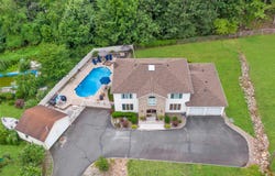 55 Burda Lane, New City, NY 10956