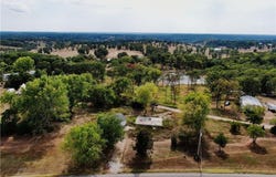 27 Russell Loop, Brumley, MO 65017