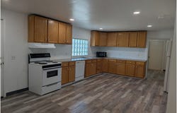 2818 10TH St, BakerCity, OR 97814