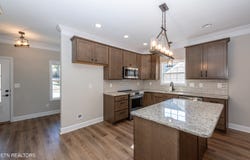 581 Timberline Drive, Lenoir City, TN 37772