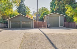 471 MONTGOMERY St, Woodburn, OR 97071