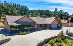30100 Sunland Way, Tehachapi, CA 93561