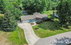 8737 Summit Court, Zeeland, MI 49464