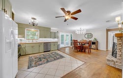 135 Oak Way, Kerrville, TX 78028