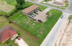 3523 Mile 6 1/2 West Street, Weslaco, TX 78596