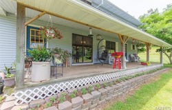 3372 Carter Rt E, Ellsinore, MO 63937
