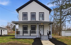 950 Park Avenue, Amherst, OH 44001