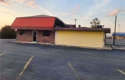 1102 South Pierce Street, Alma, GA 31510
