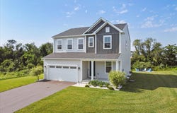 2052 MANDARIN DRIVE, CHAMBERSBURG, PA 17202
