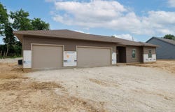988 E Hawthorn Lane, Columbia City, IN 46725