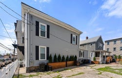 9R-11 Dexter St, Boston, MA 02127