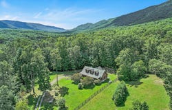 4630 Deer Trail Dr, Salem, VA 24153