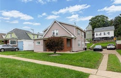 321 E 22nd Ave, Munhall, PA 15120