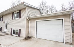 1109 S 9Th Place, Clear Lake, IA 50428