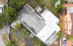 660 E 10th Pl, Hialeah, FL 33010