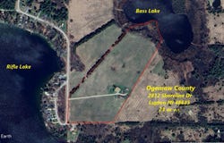2812 Shoreline Dr, Lupton, MI 48635
