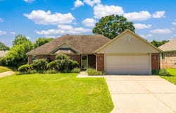 2205 Wilmington, Conway, AR 72034