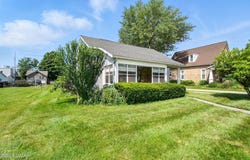 408 W Benton Street, Wapakoneta, OH 45895
