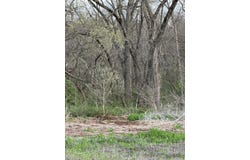 27998 210th RD, Marshall, MO 65340
