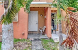 15018 SW 80th Ter 907, Miami, FL 33193