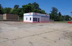 5861 W Houghton Lake Drive, Houghton Lake, MI 48629
