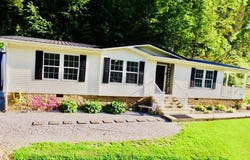 19 Bee Tree Road, Salyersville, KY 41465