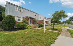 12 Macarthur Ave, Hasbrouck Heights Boro, NJ 07604-1515