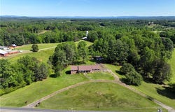 2952 NC 268, Pilot Mountain, NC 27041