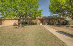 12512 Arrowhead Drive, Oklahoma City, OK 73120