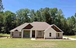 273 Goose Pond Island Drive, Scottsboro, AL 35769
