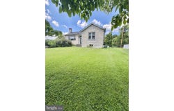 86 PRIMROSE LANE, HARPERS FERRY, WV 25425