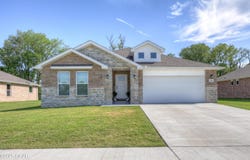 1326 Foundry Drive, Carthage, MO 64836