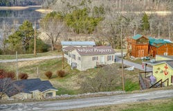1369 Austin Lake Rd, Baxter, TN 38544