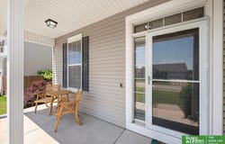 10702 S 110 Avenue, Papillion, NE 68046