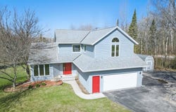 6139 N Shoreside Cir, Sturgeon Bay, WI 54235