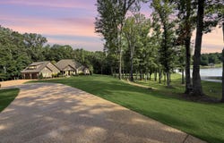 131 Driftwood Dr., Pontotoc, MS 38863