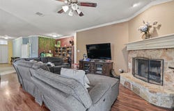 909 Jodie Drive, Weatherford, TX 76087