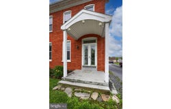 3156 LINCOLN HIGHWAY E, PARADISE, PA 17562