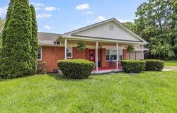 4462 MARTINSBURG PIKE, CLEAR BROOK, VA 22624