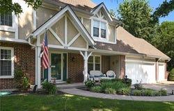 614 Harborview Drive, Smithville, MO 64089
