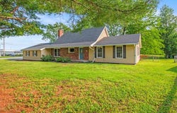 30 Cliff Drive, Buckner, MO 64016