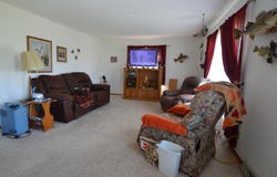 402 Merrill Avenue, Roscoe, SD 57471