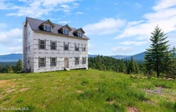 556 Vortex Way, Sagle, ID 83860