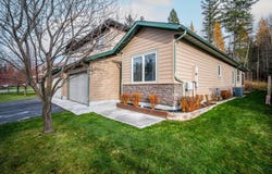 153 Oakmont Loop, Columbia Falls, MT 59912