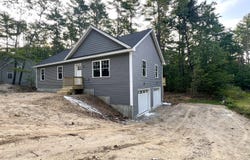 92 Crescent Drive, Waterboro, ME 04061