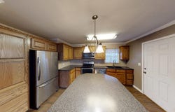 200 SW Ave E, Andrews, TX 79714