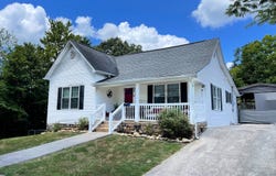 609 W Third Ave, Lenoir City, TN 37771