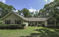 191 Tumlin Creek, Roopville, GA 30170