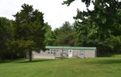 305 N Eighth St., Albion, IL 62806